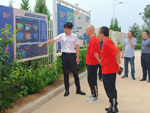 大連腾博会官方网站集団と大連聖亜旅行控股有限公司は提携意向に達した